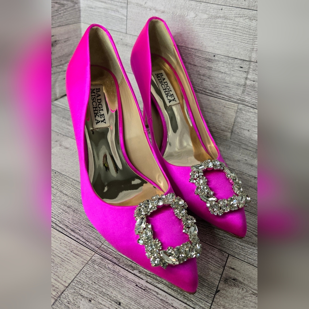 Badgley Mischka pink heels size 5.5
